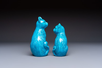 A pair of Chinese turquoise-glazed cats and a pair of Buddhist lions, 20th C.
