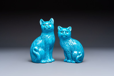 A pair of Chinese turquoise-glazed cats and a pair of Buddhist lions, 20th C.