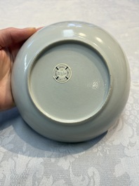 A set of 12 Chinese blue and white 'Landscape' bowls and saucers, Qianlong/Jiaqing