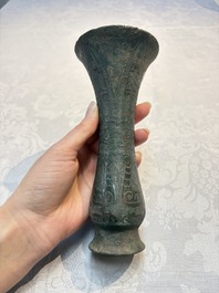 A Chinese archaic bronze wine vessel with phoenix design, Zhi 觯, Zhou