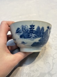 A set of 12 Chinese blue and white 'Landscape' bowls and saucers, Qianlong/Jiaqing