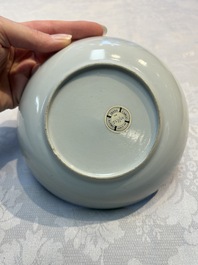 A set of 12 Chinese blue and white 'Landscape' bowls and saucers, Qianlong/Jiaqing