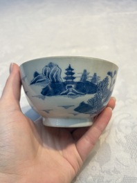 A set of 12 Chinese blue and white 'Landscape' bowls and saucers, Qianlong/Jiaqing