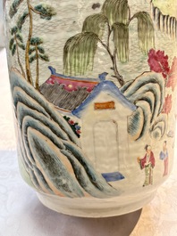 A fine Chinese famille rose 'Ode to the Red Cliff' vase, Hongwu mark, Daoguang