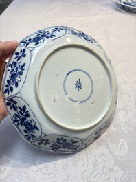 A pair of Chinese blue and white plates with floral design, Ding 鼎 mark, Kangxi