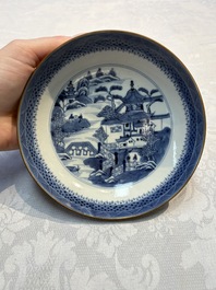 A set of 12 Chinese blue and white 'Landscape' bowls and saucers, Qianlong/Jiaqing