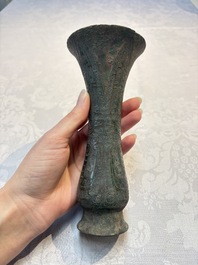 A Chinese archaic bronze wine vessel with phoenix design, Zhi 觯, Zhou