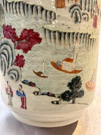 A fine Chinese famille rose 'Ode to the Red Cliff' vase, Hongwu mark, Daoguang