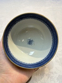 A set of 12 Chinese blue and white 'Landscape' bowls and saucers, Qianlong/Jiaqing
