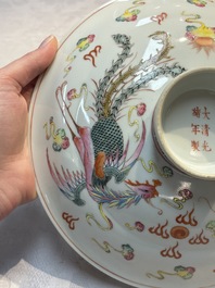 A Chinese famille rose covered 'Dragon' bowl and a teapot, Guangxu and Wang Yongshun 汪永順 mark, 19/20th C.