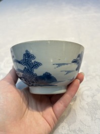 A set of 12 Chinese blue and white 'Landscape' bowls and saucers, Qianlong/Jiaqing