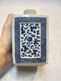 Three Chinese blue and white tea caddies, Chenghua mark, Shunzhi and later