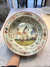 A Chinese famille rose 'Elegant Beauty' basin and a qianjiang cai 'Antiquities' dish, Guangxu mark, 19th C.