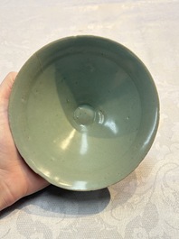 A Korean celadon tea bowl, Goryeo, 12th C.
