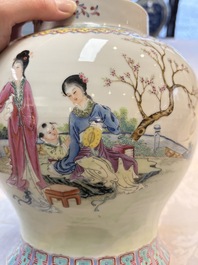 A Chinese famille rose 'San Niang Jiao Zi 三娘教子' vase and cover, 20th C.