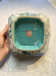 A Chinese famille rose tazza, a blue and white vessel and an enamelled Yixing stoneware teapot, 19th C.