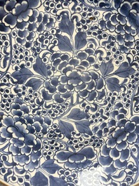 A Chinese blue and white dish with floral design, Kangxi