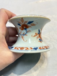 A collection of four Chinese blue and white, famille rose and Imari-style salts and a Samson Paris salt, 18/19th C.