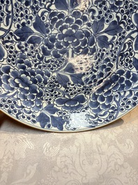 A Chinese blue and white dish with floral design, Kangxi