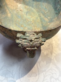 A Chinese archaic bronze pouring vessel, Yi 匜, Warring States period/Han