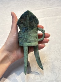 A Chinese archaic bronze wine vessel, Jiao 角, Shang/Zhou