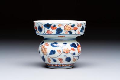A rare Japanese Imari container or stand with floral design, Edo, early 18th C.