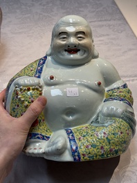 Three Chinese famille rose Milefo Buddhas, Zhu Mao Ji 朱茂記造 marks, 20th C.