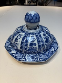 Five Chinese blue, white, famille rose and wucai covers, Kangxi and later