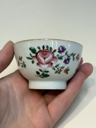 A collection of 28 Chinese famille rose wares, 18th C. and later