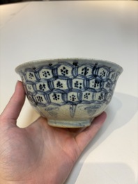 12 Chinese blue and white wares, Ming