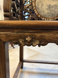 A pair of Chinese marble-inset mother-of-pearl-inlaid hongmu chairs, 19th C.