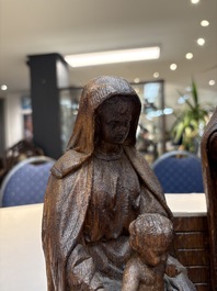 A Flemish carved wooden 'Adoration of the Magi' group, 18th C.
