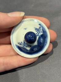 A large collection of 152 pieces, mainly Chinese porcelain covers, Kangxi and later