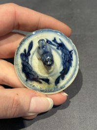 A large collection of 152 pieces, mainly Chinese porcelain covers, Kangxi and later