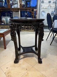 A large Chinese hongmu stand, 19th C.