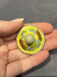 A large collection of 152 pieces, mainly Chinese porcelain covers, Kangxi and later