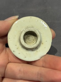 A large collection of 152 pieces, mainly Chinese porcelain covers, Kangxi and later