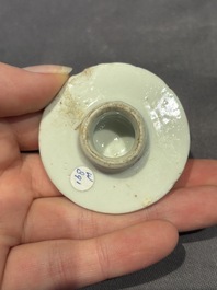 A large collection of 152 pieces, mainly Chinese porcelain covers, Kangxi and later