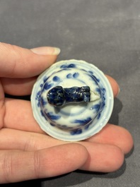 A large collection of 152 pieces, mainly Chinese porcelain covers, Kangxi and later