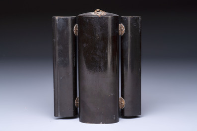 A small Japanese gilt-lacquered wooden zushi shrine with a carved wooden monk, probably Edo, 18/19th C.