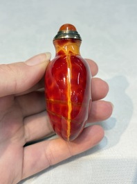 A Chinese 'Realgar Dragon' glass snuff bottle, probably from the imperial Beijing glass workshop, 1720-1840