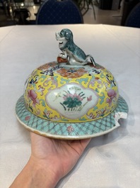 A large Chinese famille rose vase with lion-form handles and cover, 19th C.