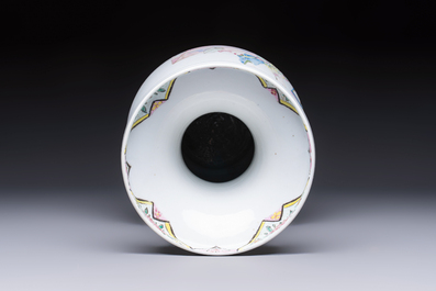 A fine Chinese famille rose vase with figural design, Yongzheng