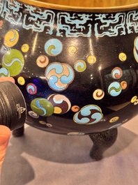 A fine Japanese cloisonn&eacute; tripod censer and cover with a mythical-animal-form finial, Meiji, 19th C.