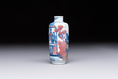A fine Chinese blue, white and copper-red 'Yu Lou Fu Zhao 玉樓赴召' snuff bottle, 19th C.