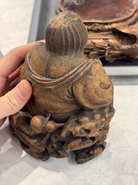 Six Chinese wooden and bamboo carvings, 19/20th C.