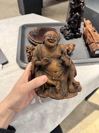 Six Chinese wooden and bamboo carvings, 19/20th C.