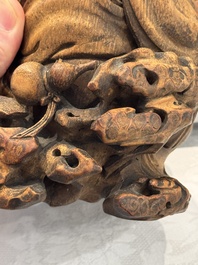 Six Chinese wooden and bamboo carvings, 19/20th C.