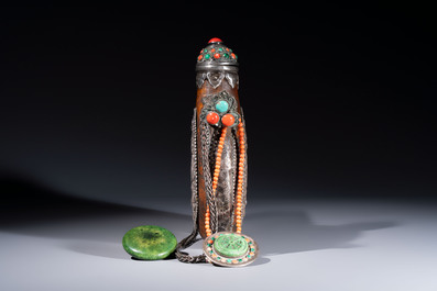 A Tibetan red-coral and malachite-inlaid and silver-mounted 'Ba Ji Xiang' wine bottle, 19th C.