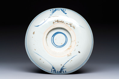 A Chinese blue and white Ko-Sometsuke 'Chrysanthemum' plate for the Japanese market, Tianqi